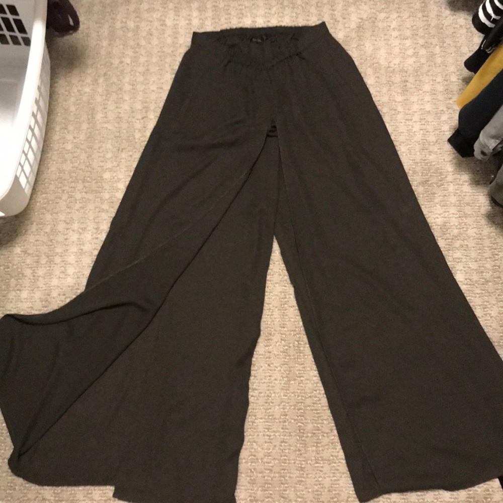 Size S- wide leg with slits, pant